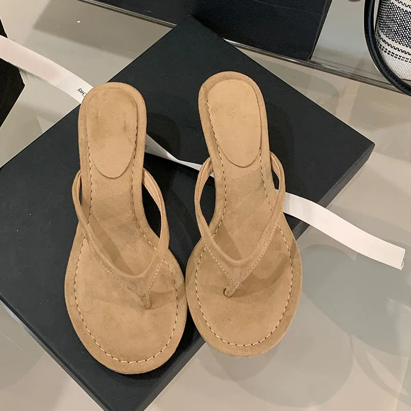 Chic Kitten Heel Slippers – Elegant Round Toe Summer Slides